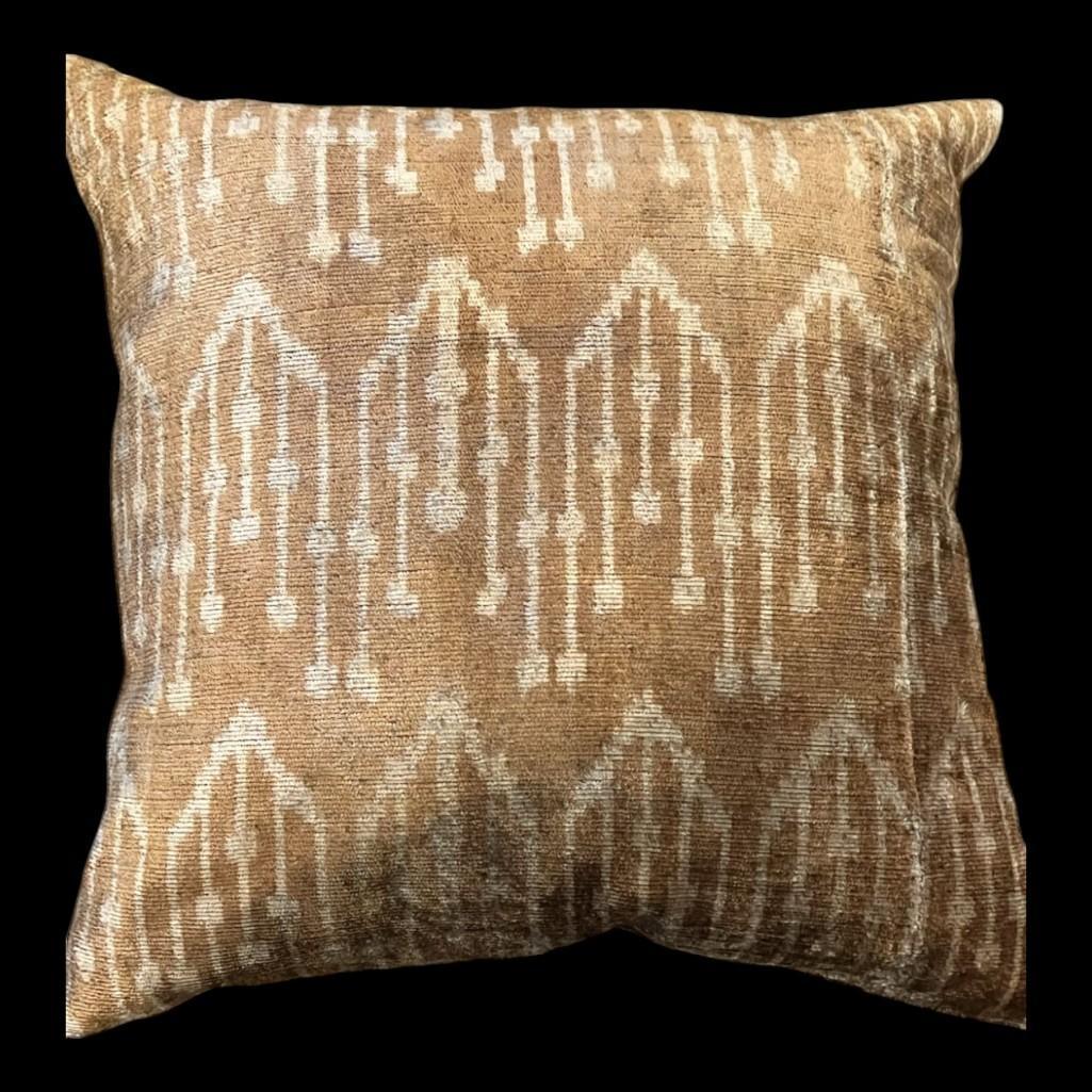 Williams Sonoma Velvet Gold and Cream Accent Pillow
