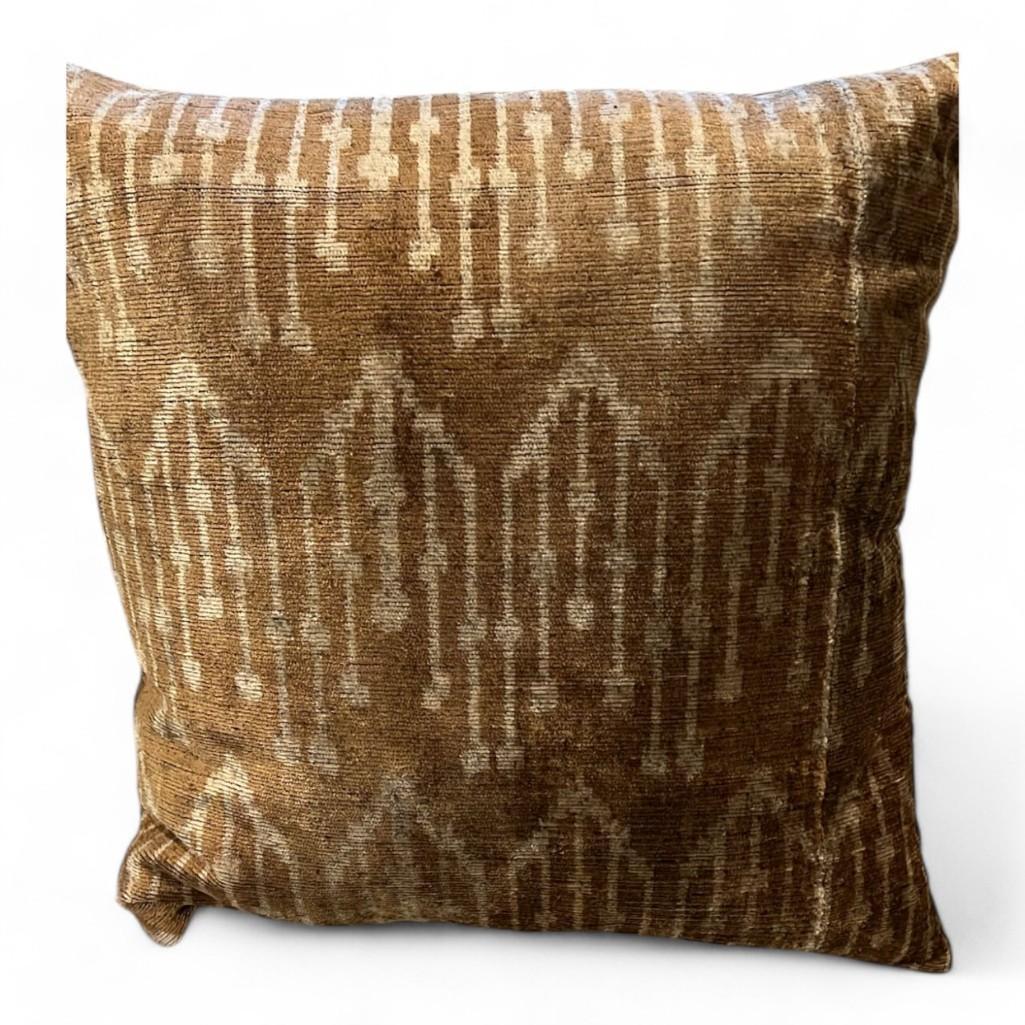 Williams Sonoma Velvet Gold and Cream Accent Pillow