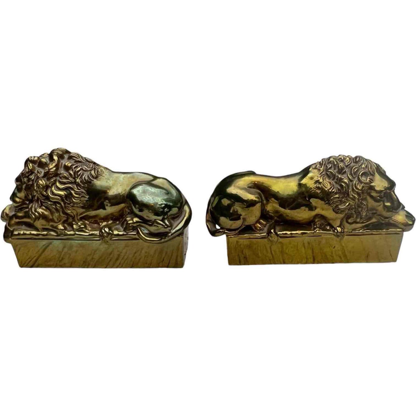 1950s Vintage Antonio Canova (1757-1822) Sleeping Lion Pair Of Cast Brass Lion Bookends