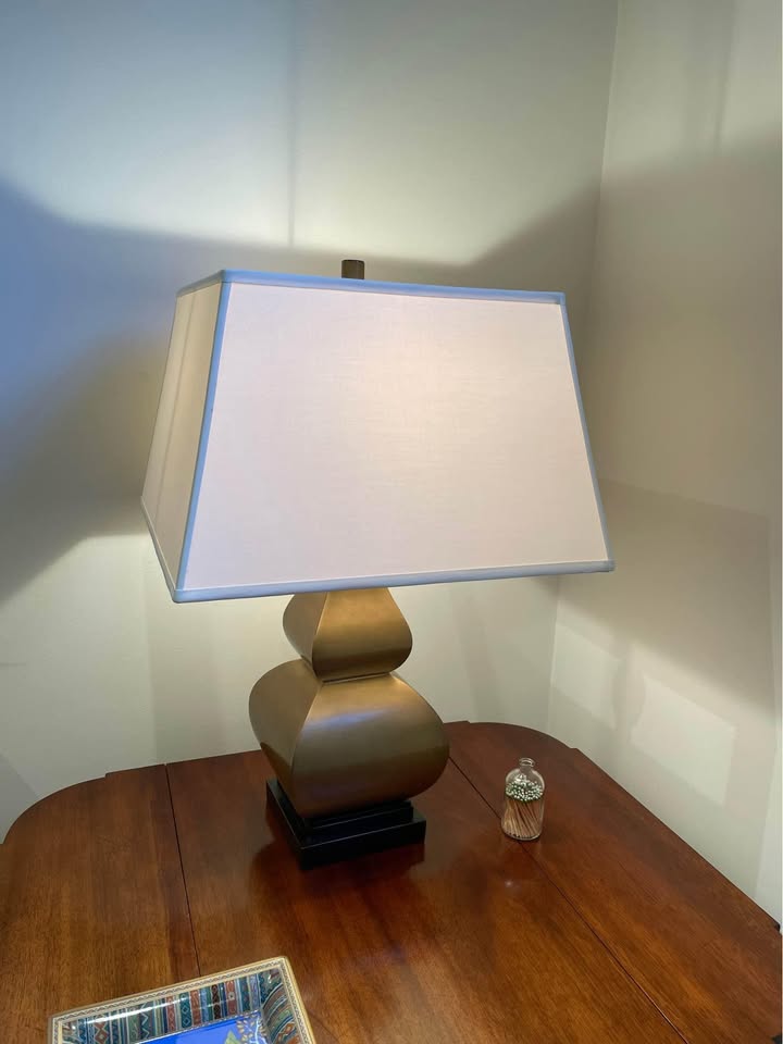 Chapman & Myers Fang Gourd Table Lamp in Antique-Burnished Brass with Linen Shade W18" x H27"