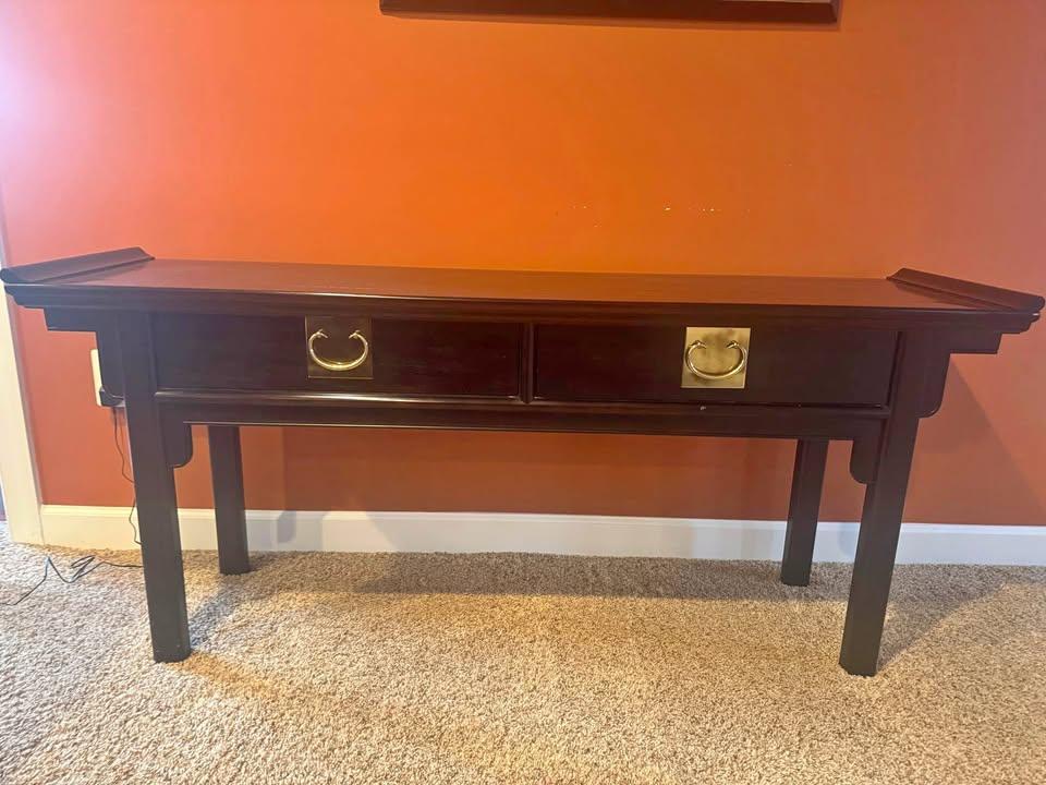 Mid 20th Century Century Chinoiserie Chinese Brown Lacquered Ebonized Low Console Sofa Table