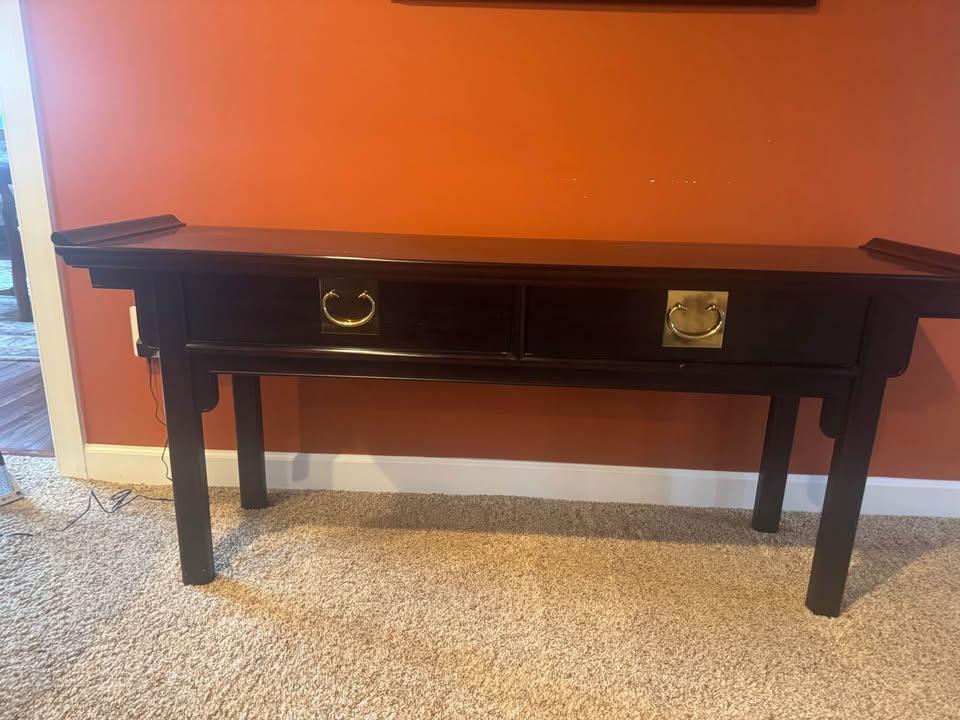 Mid 20th Century Century Chinoiserie Chinese Brown Lacquered Ebonized Low Console Sofa Table