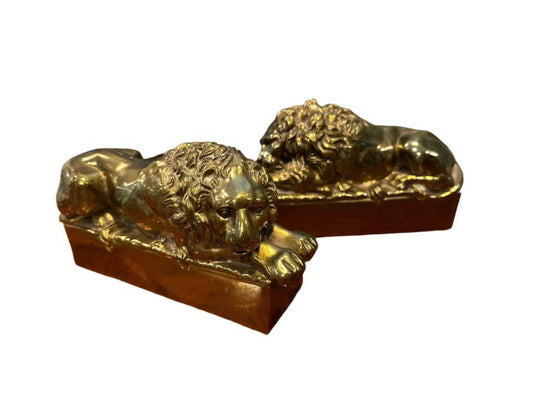 1950s Vintage Antonio Canova (1757-1822) Sleeping Lion Pair Of Cast Brass Lion Bookends