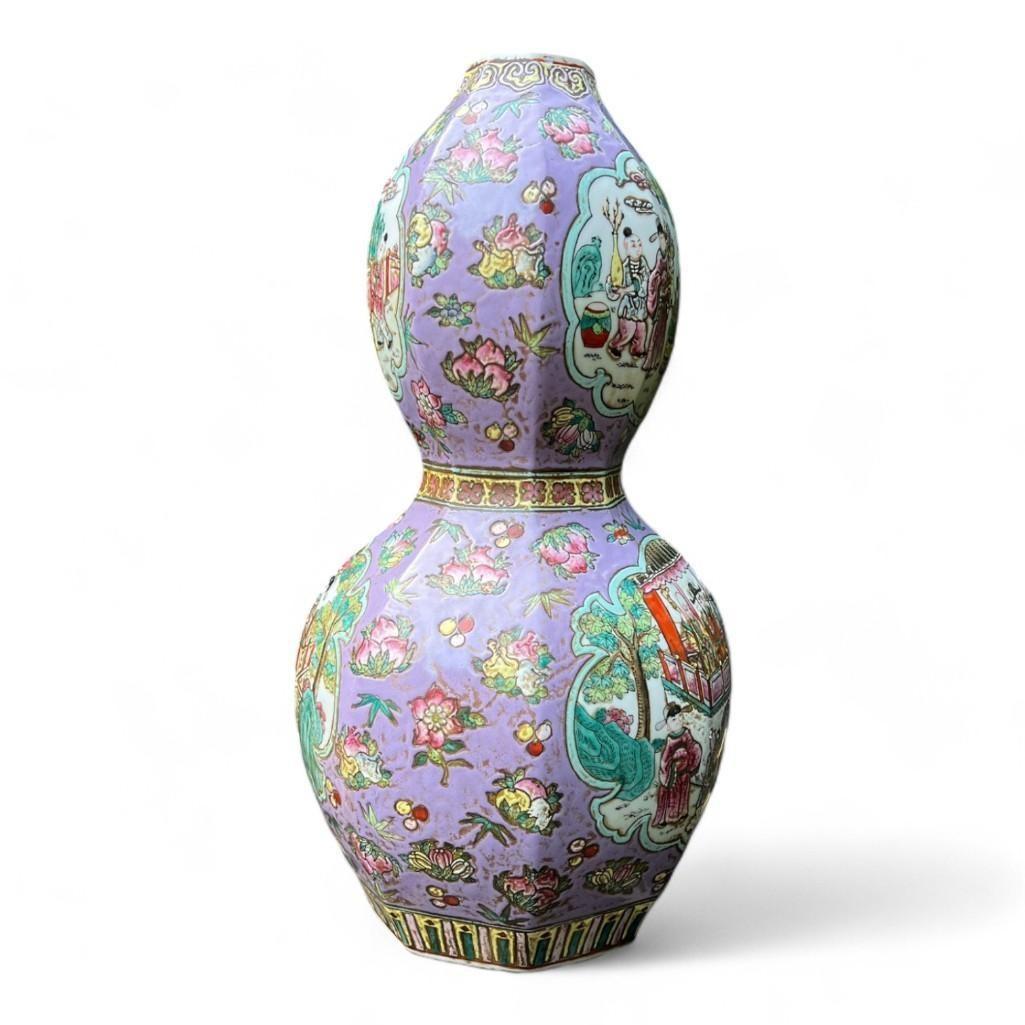 Antique Hand-Painted Chinese Famille Rose Porcelain Gourd Shape Violet Vase, Signed