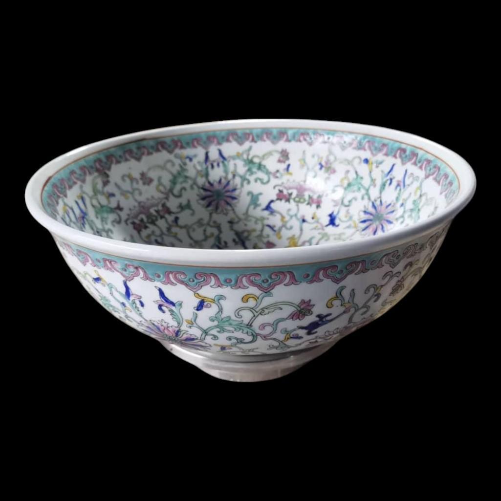 Chinese Hand Painted European Inspired Ceramic Wash Basin - White Floral Motif