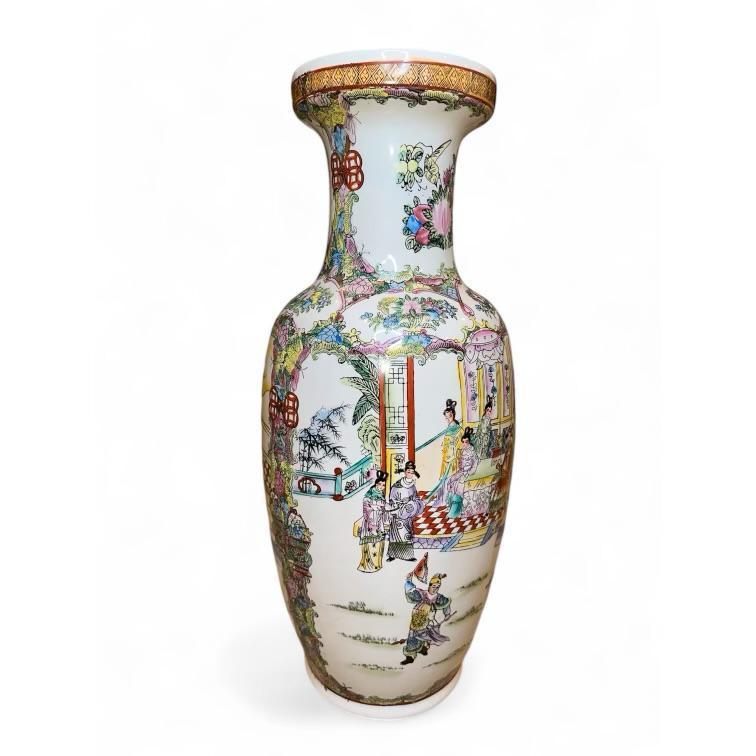 Large Chinese Porcelain Hand Painted Famille Rose Vase