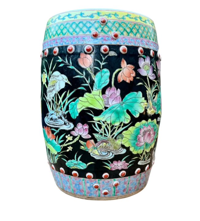 Mid-20th Century Famille Noire Porcelain Garden Stool – Lotus & Crane Motif – Black Ground